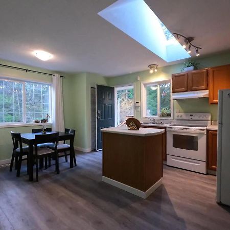Countryroad Cozy 2Bedrooms Suite2 Nanaïmo Extérieur photo